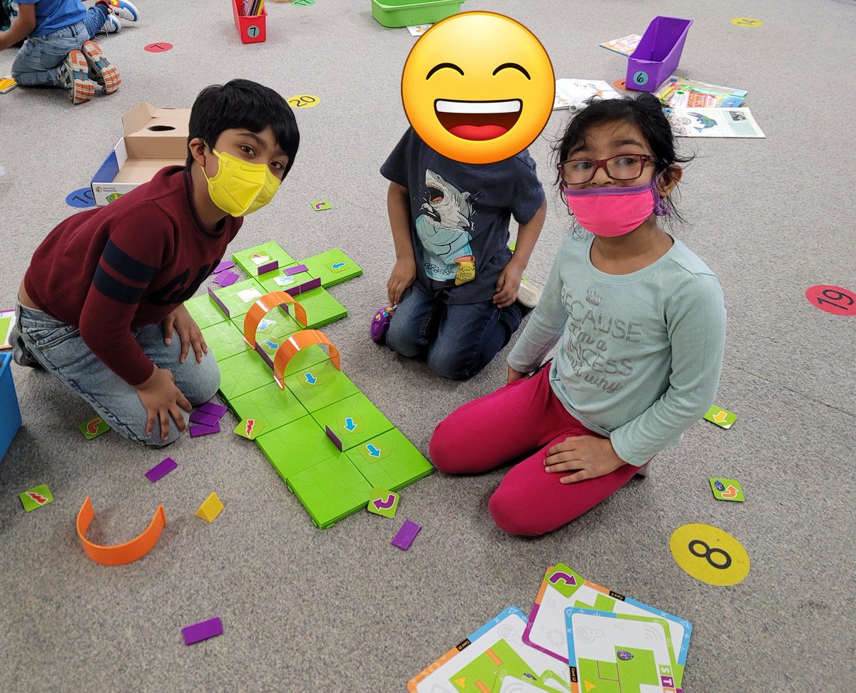 Vseppa2's tweet photo. T is for Tech Day!
These kids loved coding mice through obstacles! 
@GombertGators https://t.co/tnnZoI06Tq