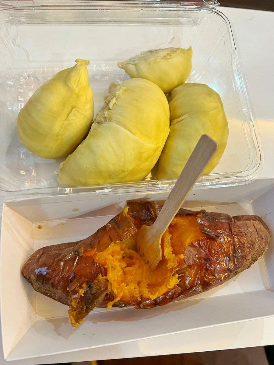 Limin229's tweet photo. Sweet Potatoes and Durian, Perfect Match https://t.co/aOjwFCgOoI