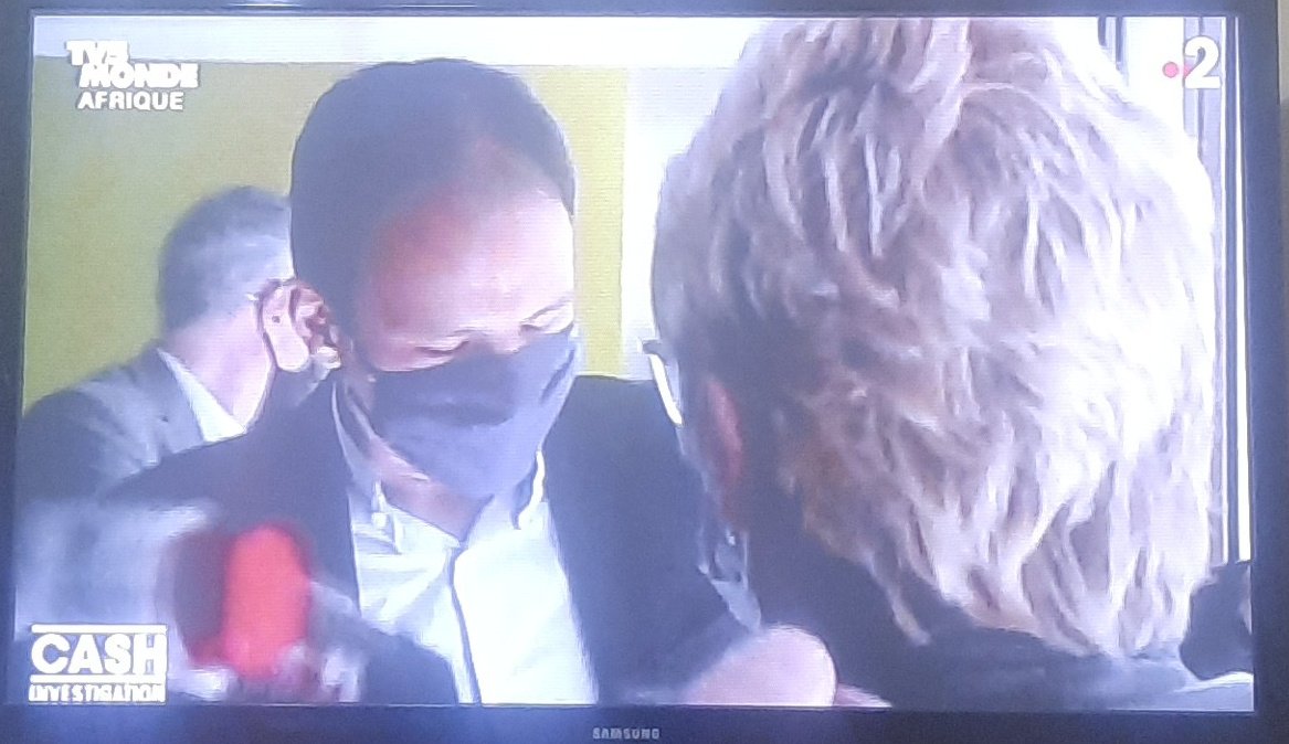 🔴🔴🔴 LIVE. À suivre en ce moment sur #TV5MONDEAfrique l'émission #CashInvestigation sur la protection des données personnelles. Intéressant !    
#SmartClickAfrica
#10SMartCitizens