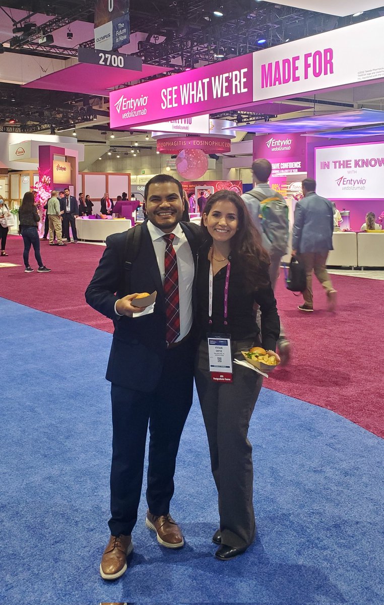 VivianOrtizMD's tweet photo. Seeing so many friends here at #DDW2022, some not pictured, bring such a smile to my face. @AmerGastroAssn https://t.co/G7lHwyI7YO