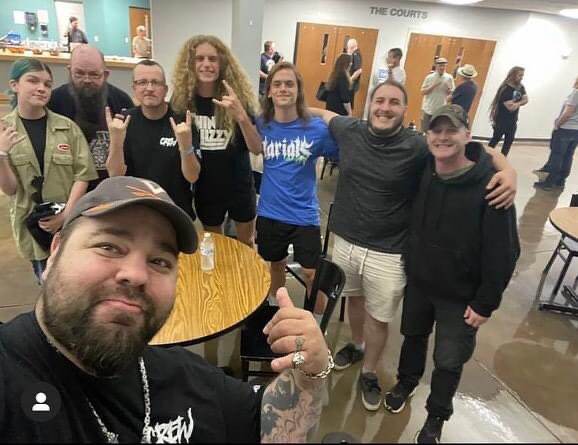 brotalityband's tweet photo. WOW has this been an amazing experience, one truly like no other we’ve ever experienced. Thank you to everyone at #objective22 and to everyone who made this the week it was! Here are some of our favorite shots with some of our new favorite people! https://t.co/uxQ4LP6hEe