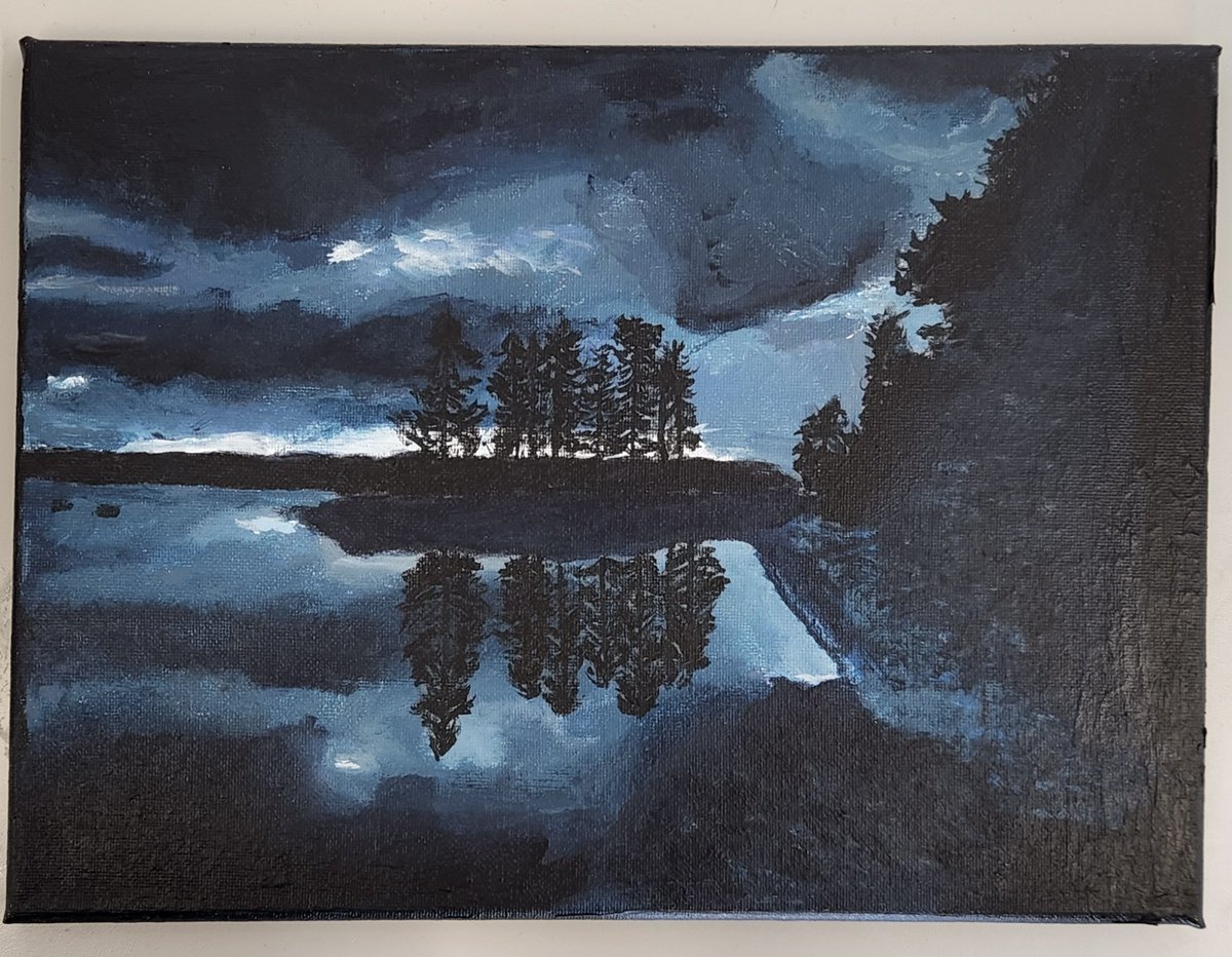 CrispyFriedCass's tweet photo. Finally i have something to post on here. Look at this painting i made in art!!! https://t.co/9g4ld9E47x