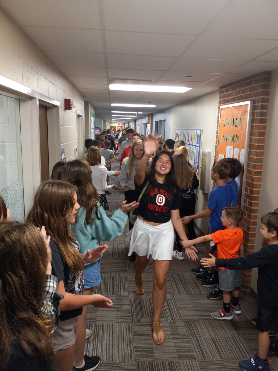 sharkatsherwood's tweet photo. One of my favorite days of the years. Senior Walk Through! So proud of how far these former Sherwood kiddos have come. We are the only elementary that sends students to both our amazing high schools. #ourfuture #comesofar  @SherwoodArcher1 #WeAreFHSD https://t.co/Z0JQm58rMC
