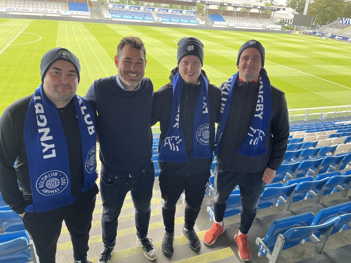Jújú við félagarnir fórum til Lyngby í september og teiknuðum leiðina upp í Superliga með Freysa. Það var ekkert.  Sjáumst í Superligunni