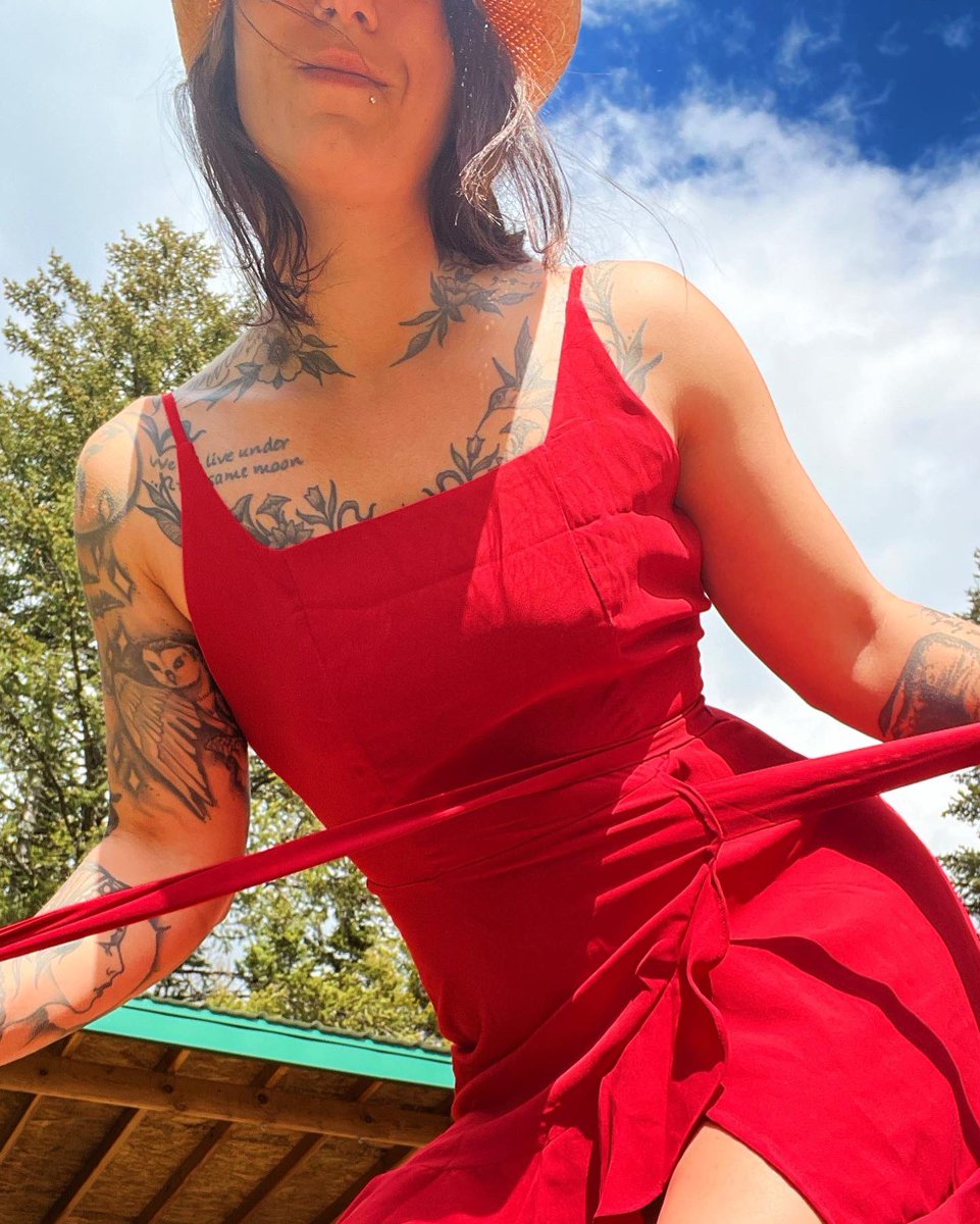 naturallybionka's tweet photo. RETWEET if you’d fuck me in this dress, 
COMMENT if you’d rip it off me first. 😉 https://t.co/OyI3Mlpbuu