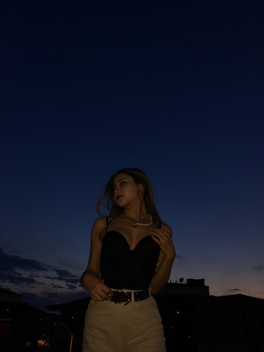 kız kardeşiniz, hayatınızdaki ilk arkadaşınızdır 🥺🖤