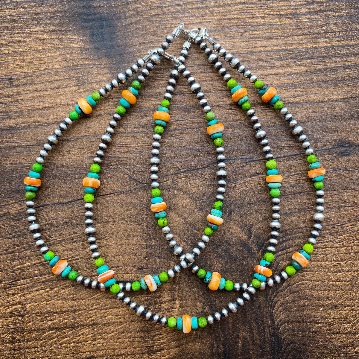 moth_metalworks's tweet photo. Preview of the anklets that will be available tonight 🤩

Only an hour and a half to go!! https://t.co/vTsMCTBa5T