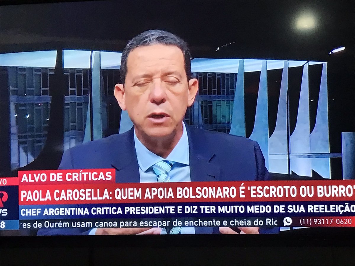 CoxinhaBaiana's tweet photo. A cozinheira #escrota do @BandTV @masterchefbr sendo exposta. 
@PaolaCarosella que seu discurso de ódio se volte contra você! #imunda!! https://t.co/tYGOeLbI1R