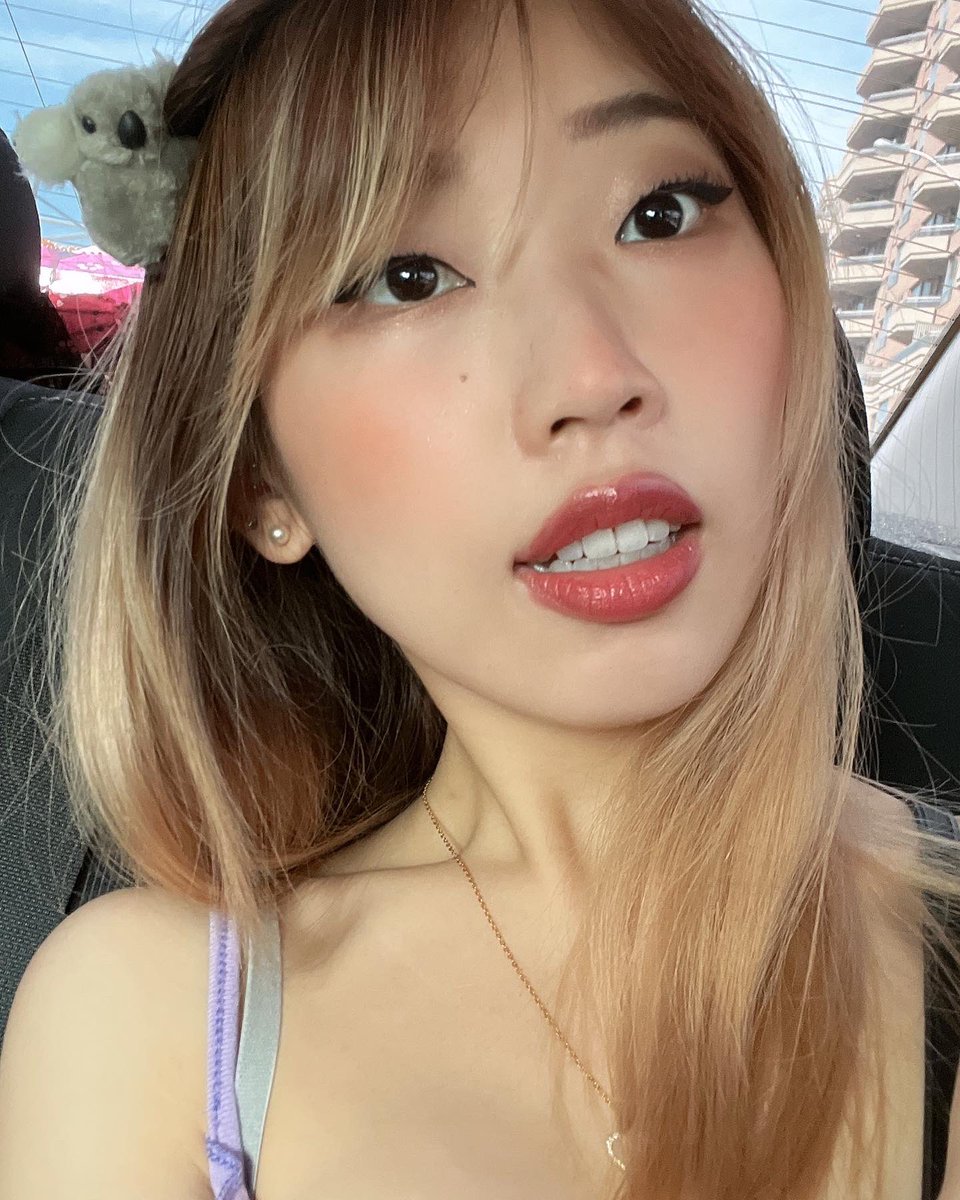 yinsjiejie's tweet photo. 32. https://t.co/R4zvwjvteP