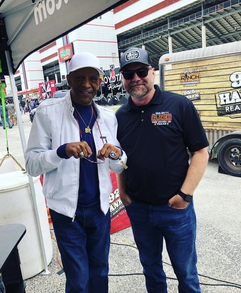Great time at @NASCAR #texasmotorspeedway and visiting with @995theranch radio!

Visit https://t.co/euiqKsfQPm for all of your @dallascowboys Legends apparel.

And, don’t forget to subscribe to my podcast page on YouTube -Drew Pearson the Ultimate Hail Mary!

Hut Hut!! https://t.co/TydvBnvBmY