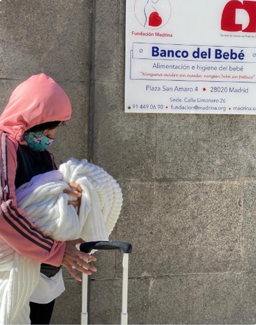 FMadrina's tweet photo. El próximo 25 de mayo, miércoles a las 10:00 de la mañana gestores del colegio de gestores de Madrid #Icogam se van a poner el Banco del Bebe a resolver los problemas fiscales, como hacer la #DeclaracióndelaRenta prepararlo todo! Estarán en el mismo horario hasta final de mes https://t.co/LcICpzIIRI