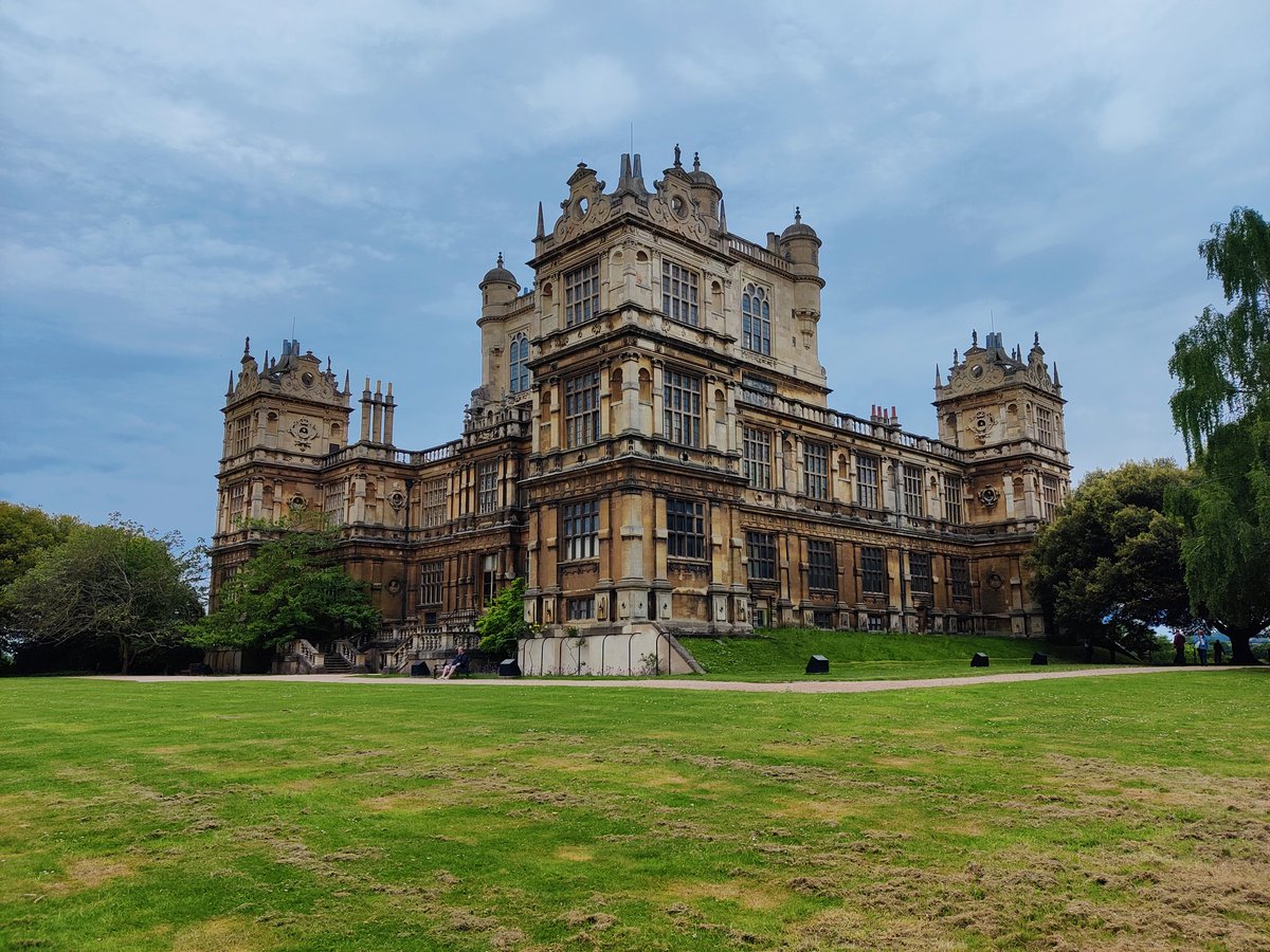 UKbound2022's tweet photo. Such a beautiful place to visit @WollatonHall, and Titus is incredible! #NottinghamUK #TitusIsKing https://t.co/kUs8KXQgsV