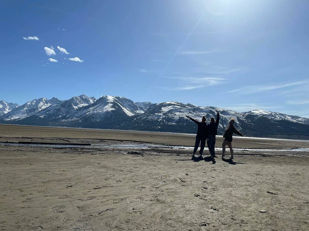 Week 1 photo dump! We’ve been in three different states and two different national parks. We’ve been snowed on, rained on, and sunned on. We’ve been mostly freezing and on an emotional an rollercoaster but man are we on an adventure! I currently have an … instagr.am/p/Cd6ox1eLMI4/