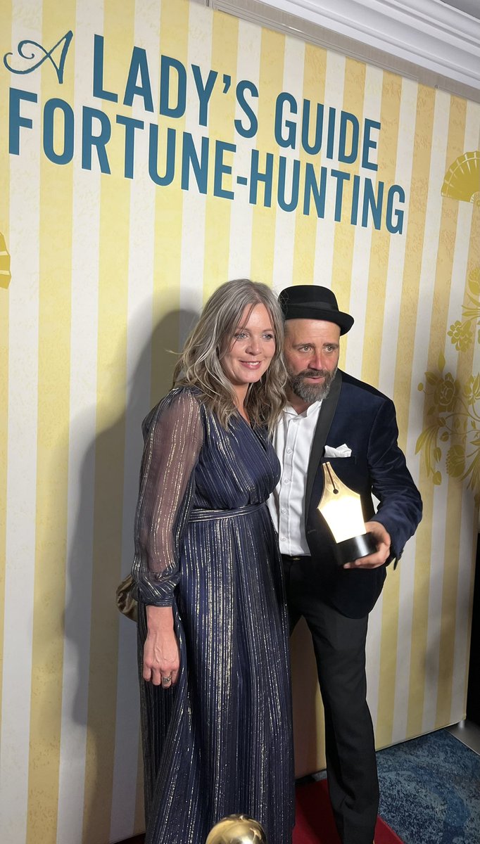HarperFiction's tweet image. #LadysGuide photobooth is captivating high society 🤩   

#BritishBookAwards