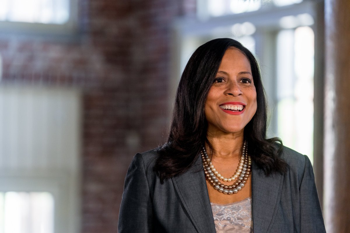 I will be a guest on The Karen Hunter Show tomorrow at 3:30. Tune into channel 126 on Sirius radio. #MiaForSC