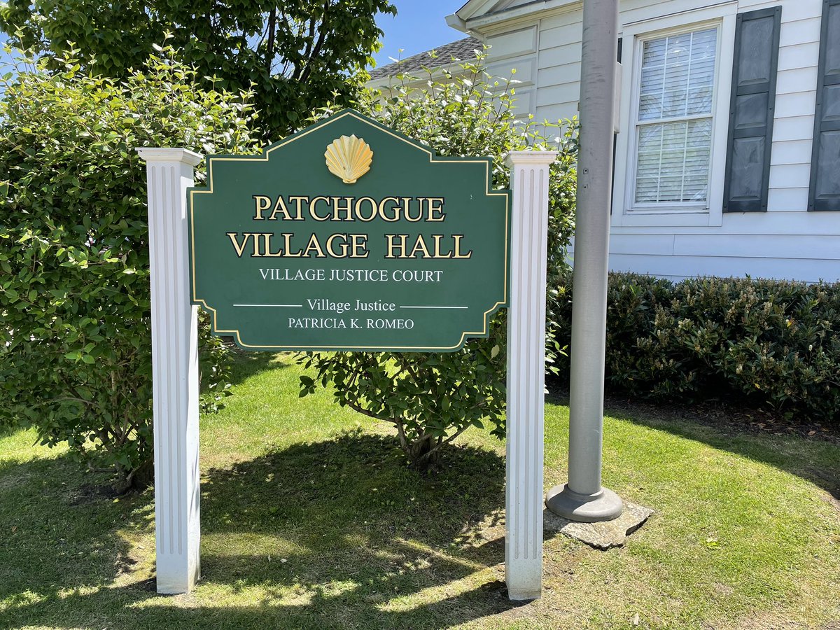 DASNY_President's tweet image. Small businesses on Main Street are the backbone of our communities. Enjoyed spending time visiting with various small shop owners such as Jardin Cafe during my #LongIsland tour in Patchogue. #ShopSmall #ShopLocal @Patchogue