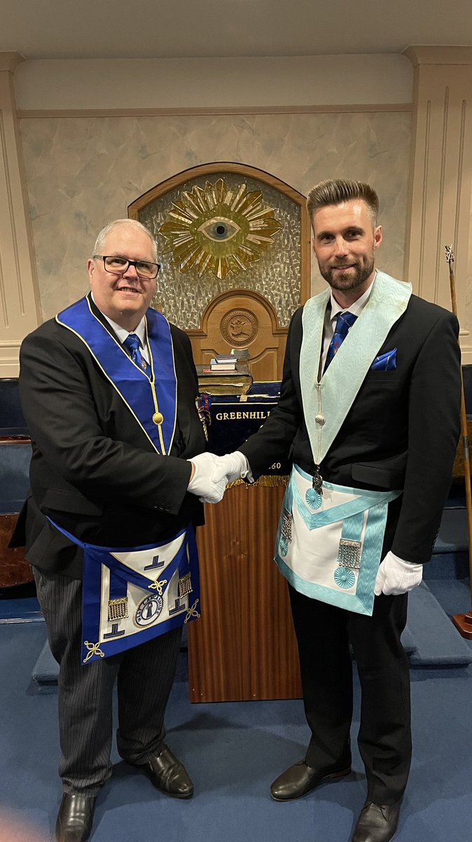 6260Lodge's tweet photo. Great night tonight! We’ll done Mike…enjoy the Leffe, but do us a favour and keep your luck to yourself when we come back in September! 😂 @WestLancsPGL @C_L_M_G #Freemasonry https://t.co/Lh3gr8ncL1