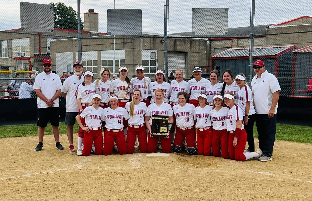 WHSCards's tweet photo. Woodlawn 🥎, REGIONAL CHAMPIONS!! Cardinals defeat Waltonville/SV 9-6. @MVSentinelsport @wmixsports @section618 @woodlawnhscards @1035ESPN @ica_softball https://t.co/Fr2cDBc6rH
