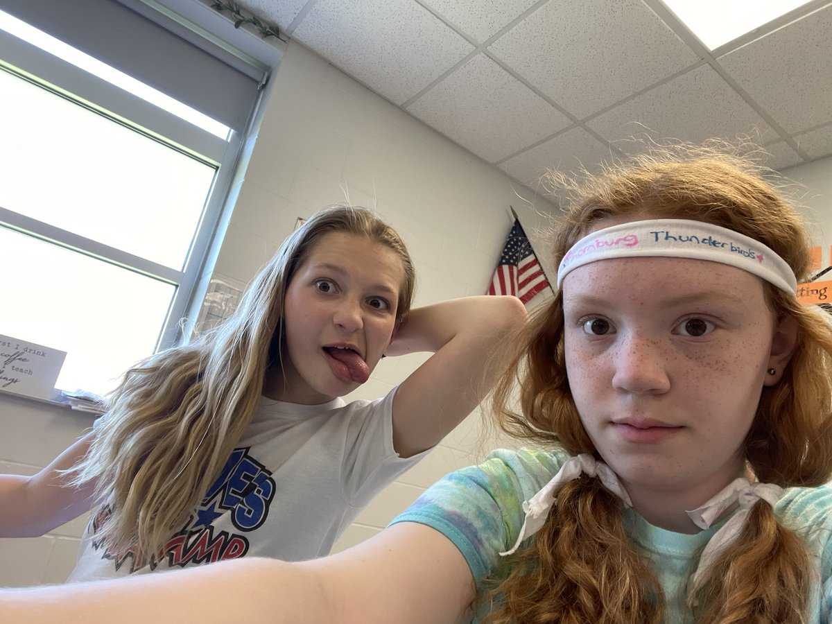 Sara_Akkerman's tweet photo. @KM_DThornburg All Day Advisory was a hit! Hannah was excited to tell me they won the championship for kickball! Way to go! #6thgrade #alldayadvisory #middleschool #champs https://t.co/xp6ki27fTo