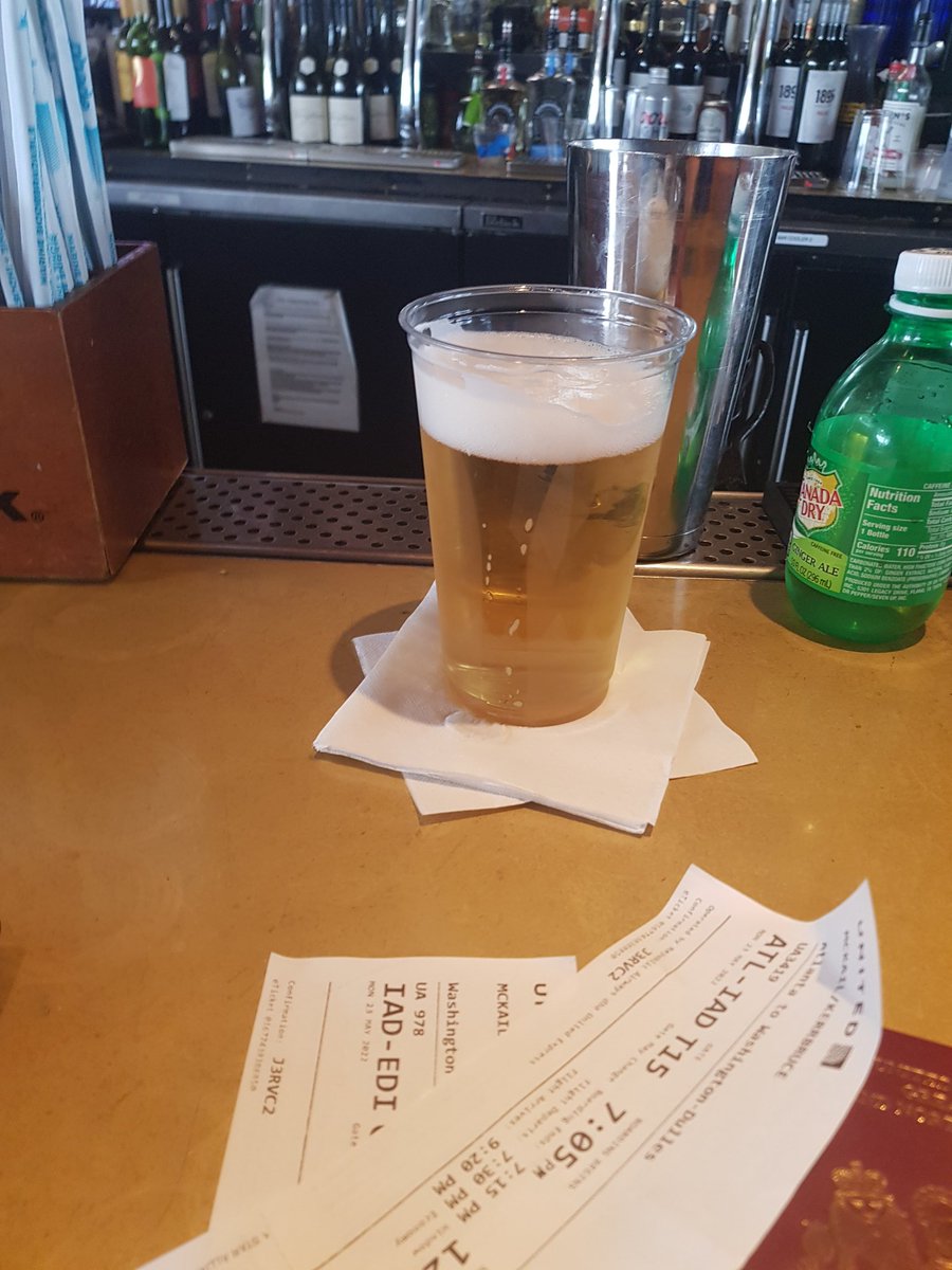 KerrSmite's tweet image. Everyone tweeting about how much they loved LAN. 
All I can think about is how I'm spending $11 on these airport 'pints' 😭