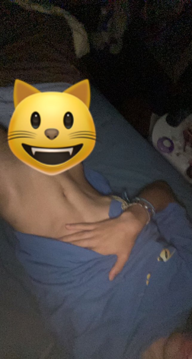 VSilleigue's tweet photo. RT FOR MORE…
#body #twink #hot #gay #horny #gayporn #gayfr #nude #young #teen #sugarbaby #feet #gayporn #bottom #versatile https://t.co/32FrYZjLpj