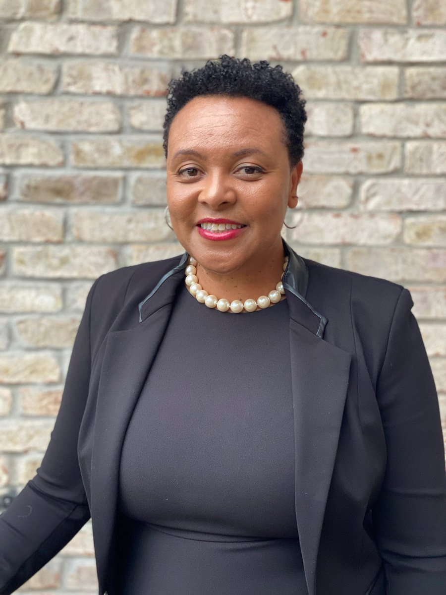 DirectorStroud's tweet photo. Shout out to Principal Erika Walker at @AudubonES.  While I was at my daughters’ swim meet this past Sunday, I saw her cheering on several of her students. She came out just for them.  Her students and their families were so excited. @JCPSKY @JCPSCoS @JCPSZone2 https://t.co/dAR6Rwa9f7