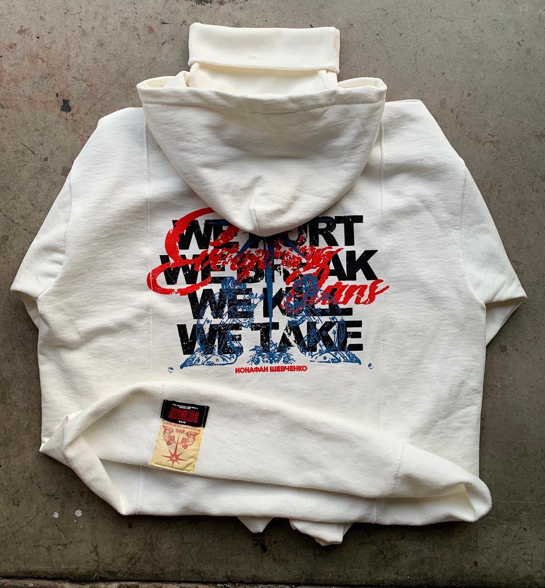 famineusa's tweet photo. “MOSCOW” Hoodie. Cut and Sewn in Northern California. Avail June 3 / $220 https://t.co/KuhTlmIv9z
