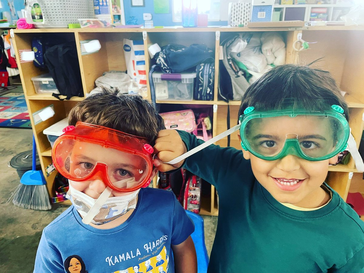 Overheard in the TK classroom: “I want to do all the science” 👏🏼👏👏🏻👏🏿👏🏿👏🏽👏🏽👏🏾

#WPNSrocks #LApreschool #LAparents #AllTheScience #WestLA #Inglewood #WestchesterCA