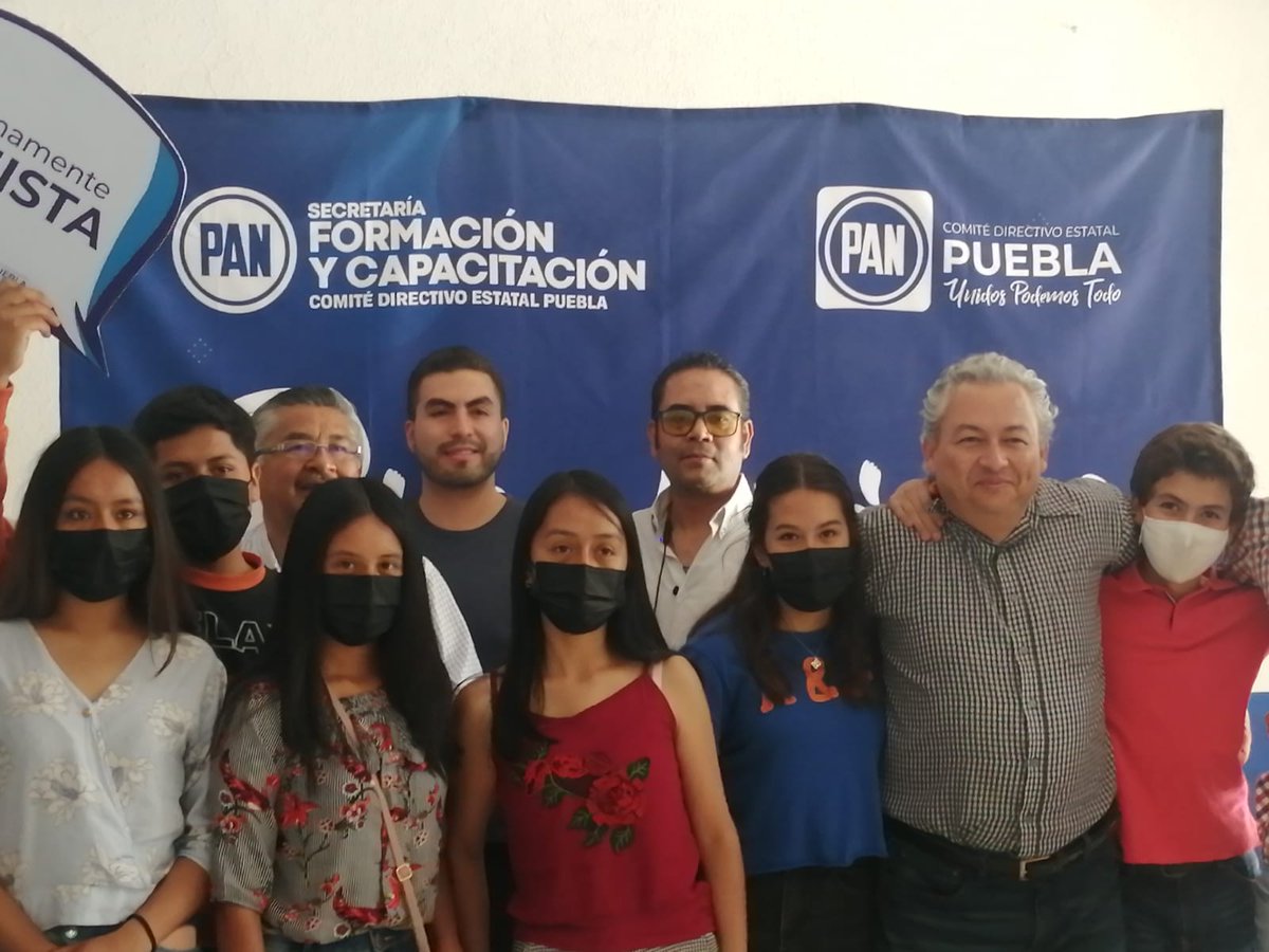 FOCAP_Puebla's tweet photo. El pasado sábado y domingo, como cada fin de semana tuvimos Talleres de Introducción al Partido, en el CDE @PANPuebla2124 y en el municipio de #Zacapoaxtla. Gracias a nuestros capacitadores por seguir formando a la nueva generación de panistas.

@caritorramirez https://t.co/4zrHnR0WXD