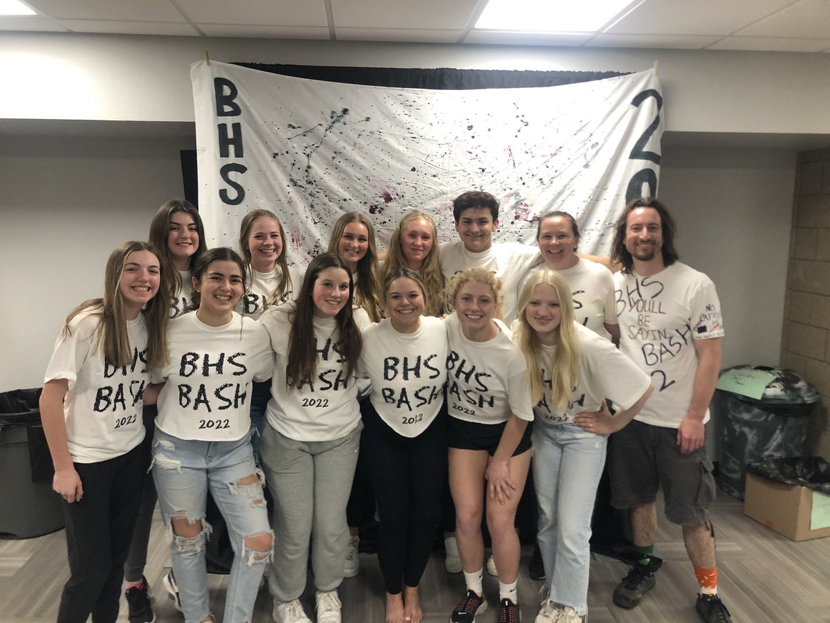 BHS Stu Co ready for the #BHSBash. Tonight from 7-10. <a href="/BisHighStudents/">BHS STUDENT SECTION</a>