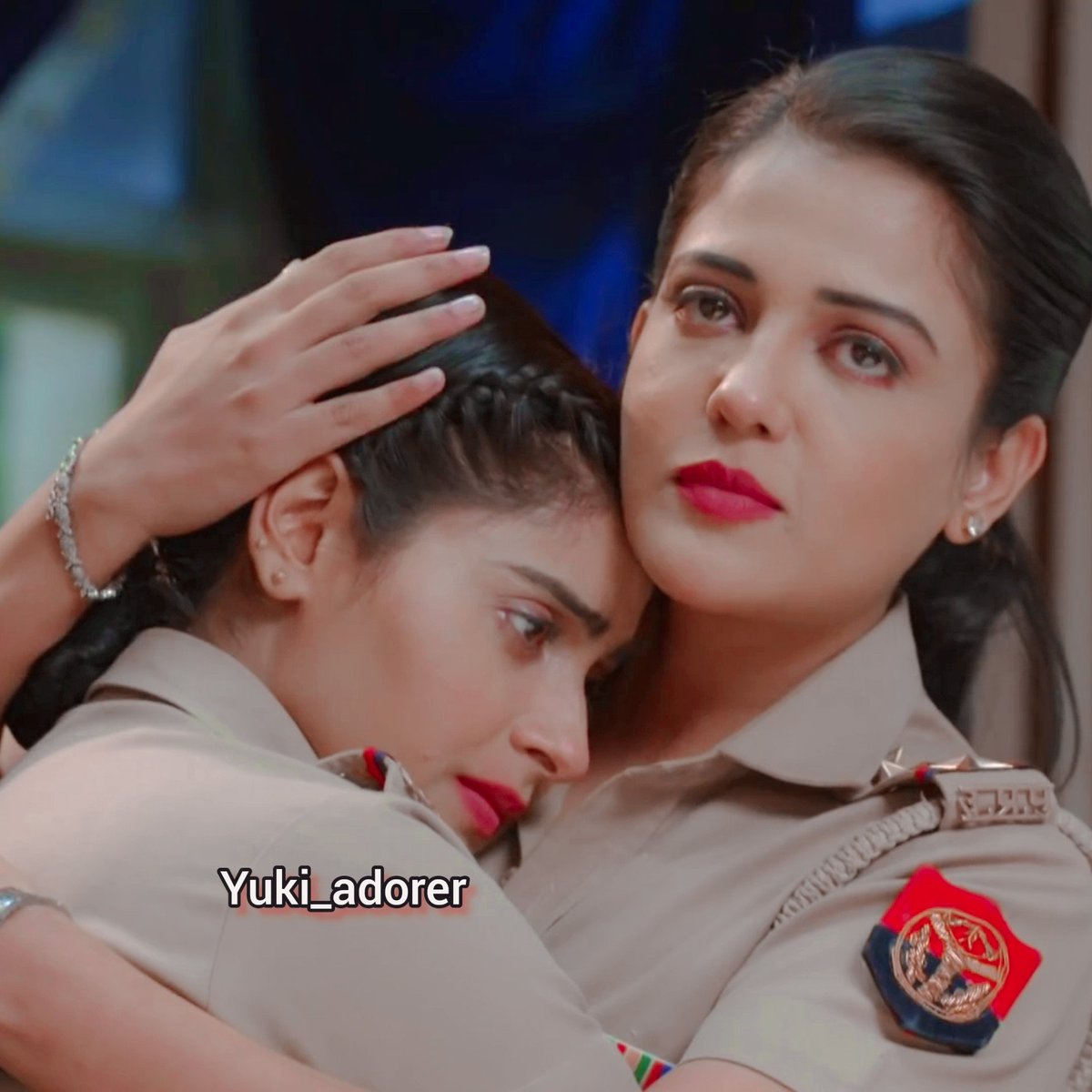 Yuki_adorer's tweet photo. #NewProfilePic #YUKI #yuktikapoor #gulkijoshi #madamsir #kareena #yuki_adorer https://t.co/MfGumIOk0l