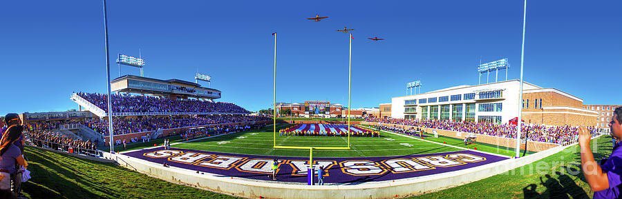 Who’s up next❓Bring the 🧃 👀 for 🔒⬇️ DB’s, 🐶 at LB, 🦍 gang DL❗️#beplaya #crulove💜💛 #ProtectTheCode #STAC2️⃣2️⃣