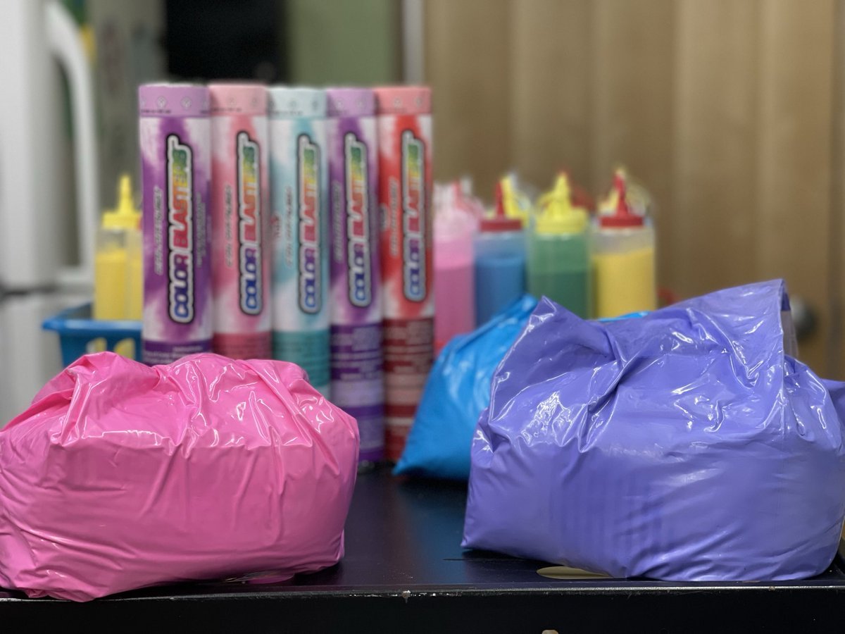 Asherholmespta's tweet photo. Our Color Run sign up ends on Wednesday! Have you signed up? #colorrun2022 #AsherHolmesColorRun https://t.co/NJCobrnw1R