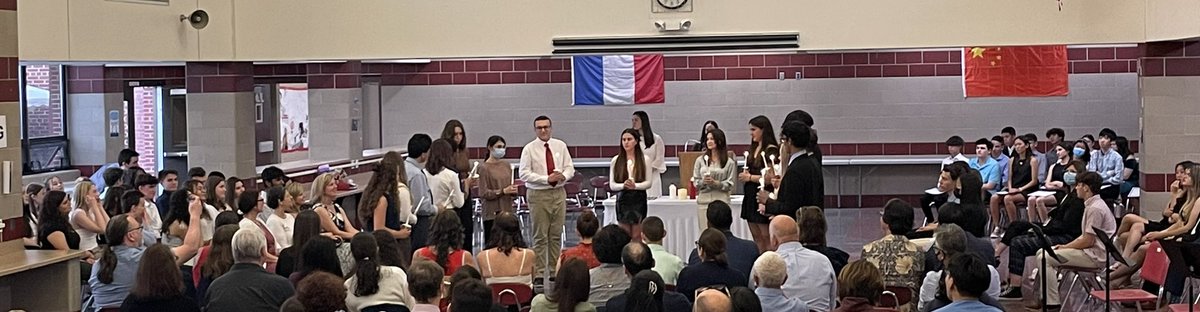 FairLawnHSNJ's tweet photo. Felicidades! Felicitations! Zhuhe! Congratulations to our Spanish, French and Chinese Honor Society inductees! Thanks advisors, student officers, Supervisor Mrs. Lopez and special thanks to Madame Simard for her many years of French language teaching and advisorship! https://t.co/ePfnsnYfB4