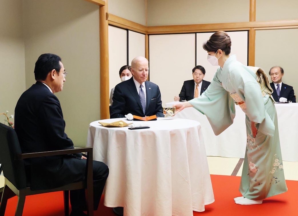 麻生 ちか子