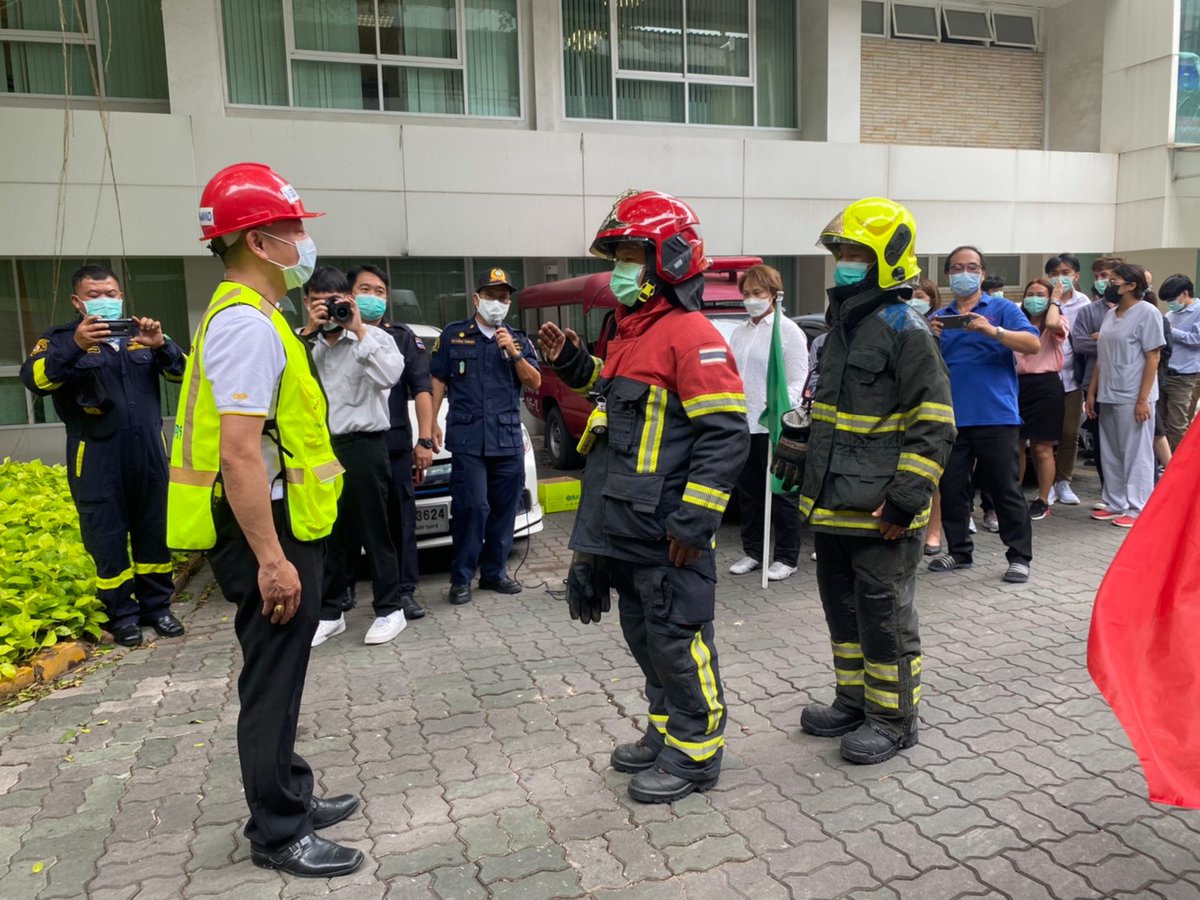**Erawan News**ศูนย์เอราวัณซ้อมแผนอพยพหนีไฟ เตรียมพร้อมรับเหตุฉุกเฉินสำหรับหน่วยงานให้บริการ 24 ชม....
facebook.com/65511265828167…