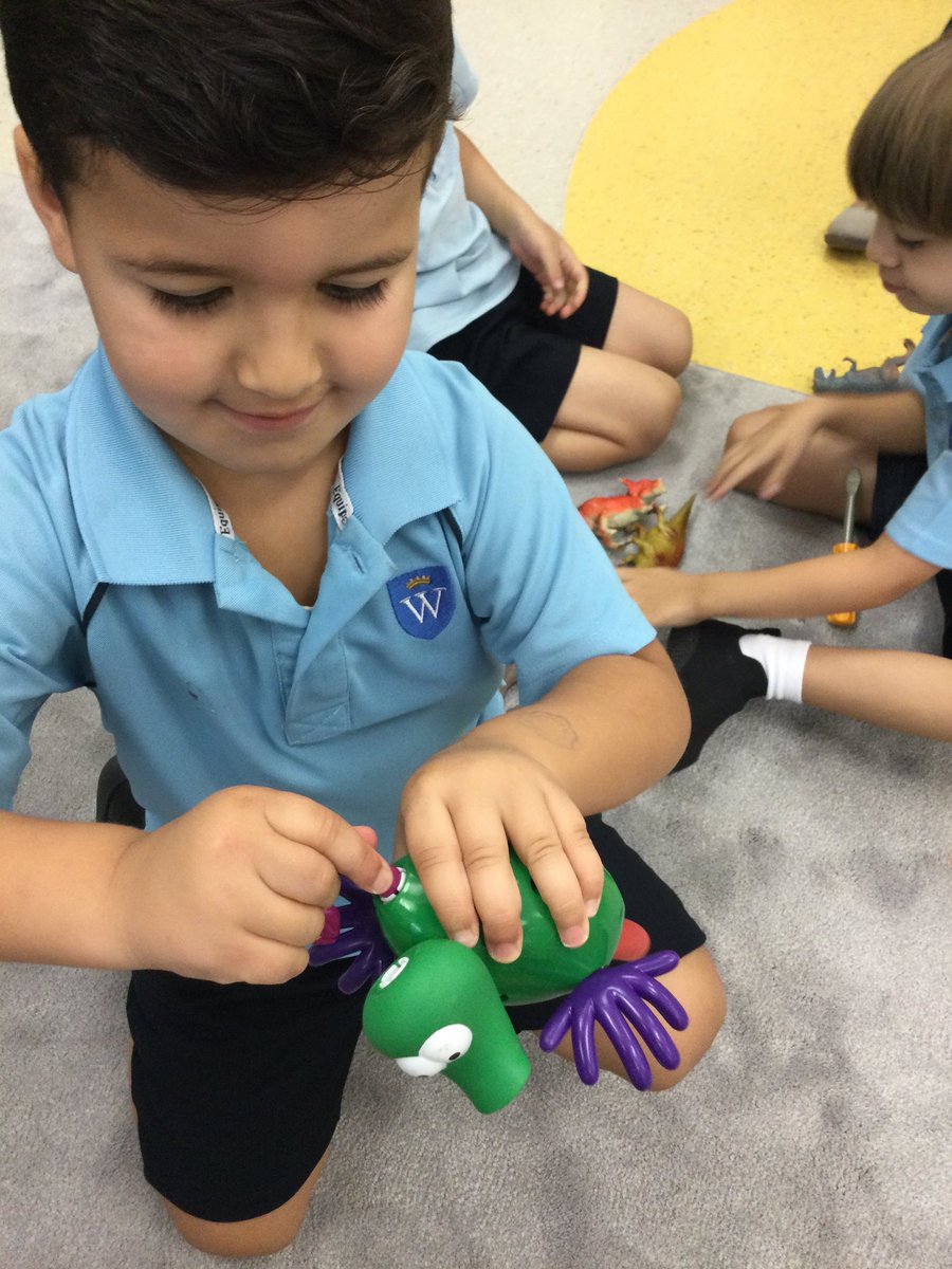 FS_WEK's tweet image. FS1 have been ‘Creative Chameleons’ creating the characters from the story ‘The Little Red Hen’. Can you guess which one? #limitlesslearning #limitlessfun