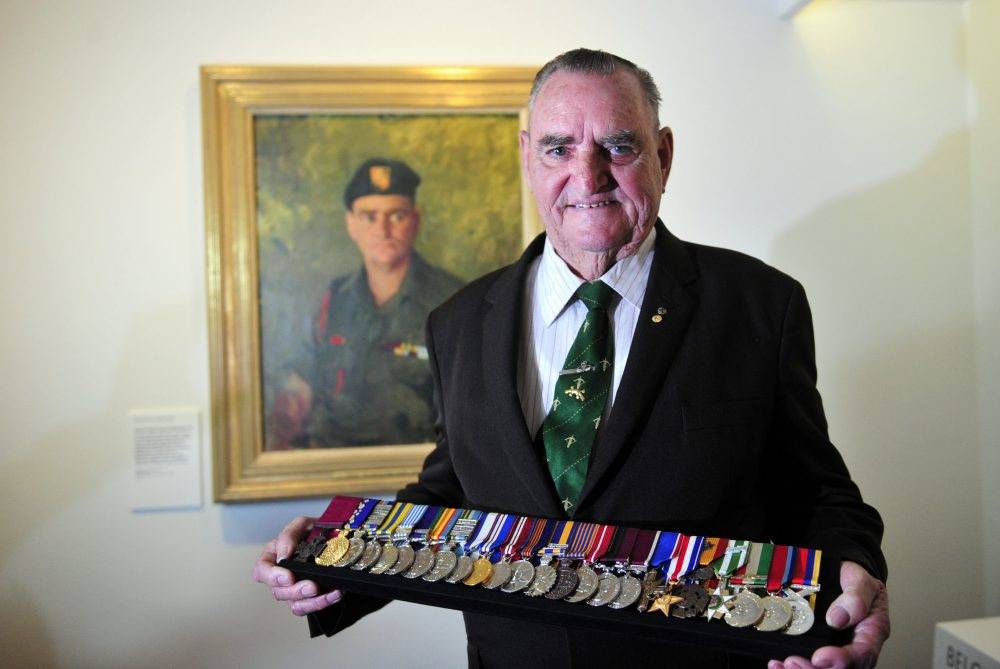 Keith Payne has been awarded many military decorations to go with the VC & OAM (Order of Australia Medal) including the DSC #DistinguishedServiceCross (U.S)
The career soldier also served in the Sultan of Oman army during the 75/76 #DhofarWar 
5/