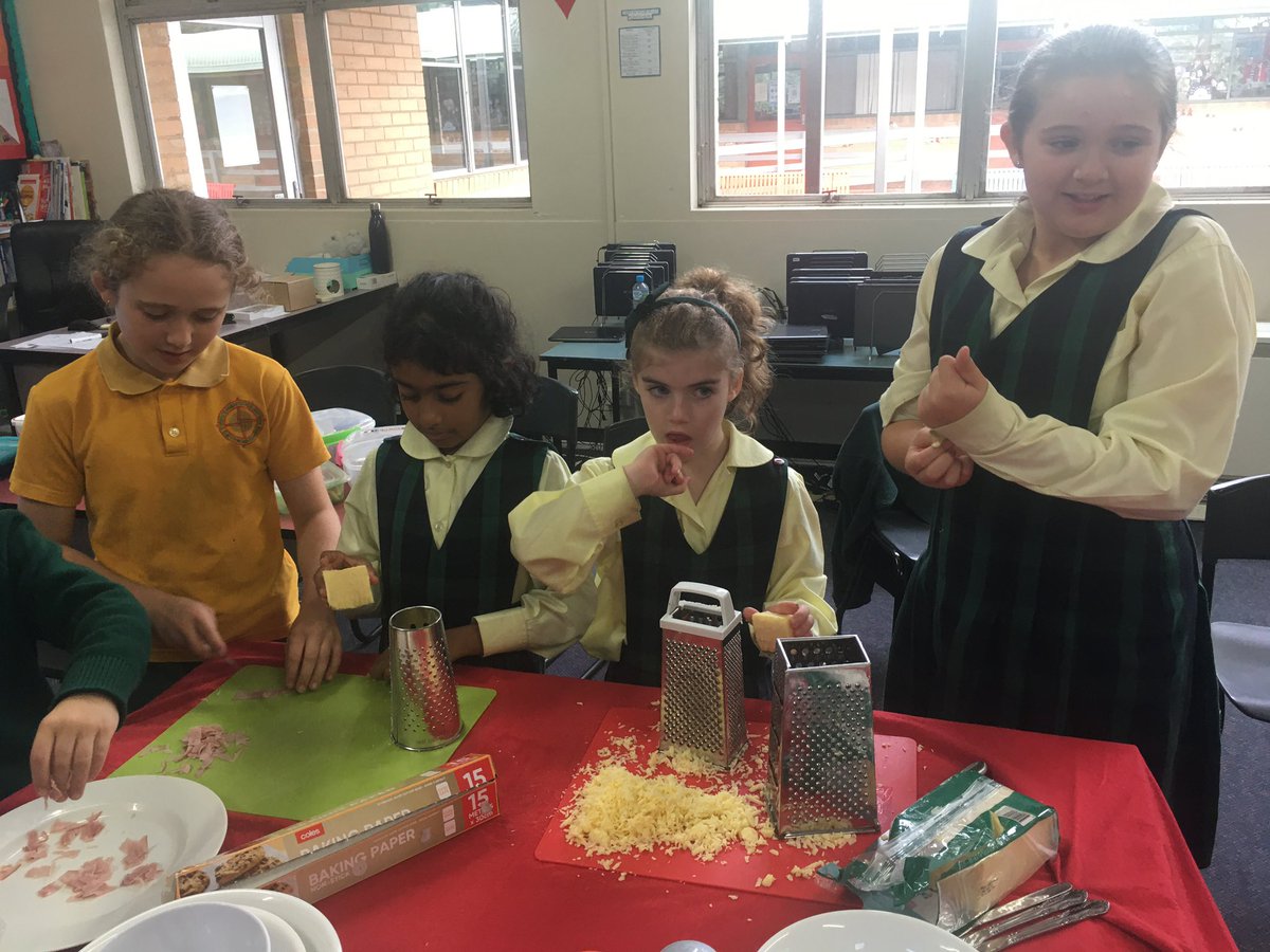 StBridgetsPS1's tweet photo. During our weekly wellbeing groups, the students have been making pin wheels from scratch! A yummy treat to fill our tummy’s! 😋 #pinwheels #wellbeing #makingfood #yummyfood #catholicschools #foodeducationforkids https://t.co/dv9d1uJcyb