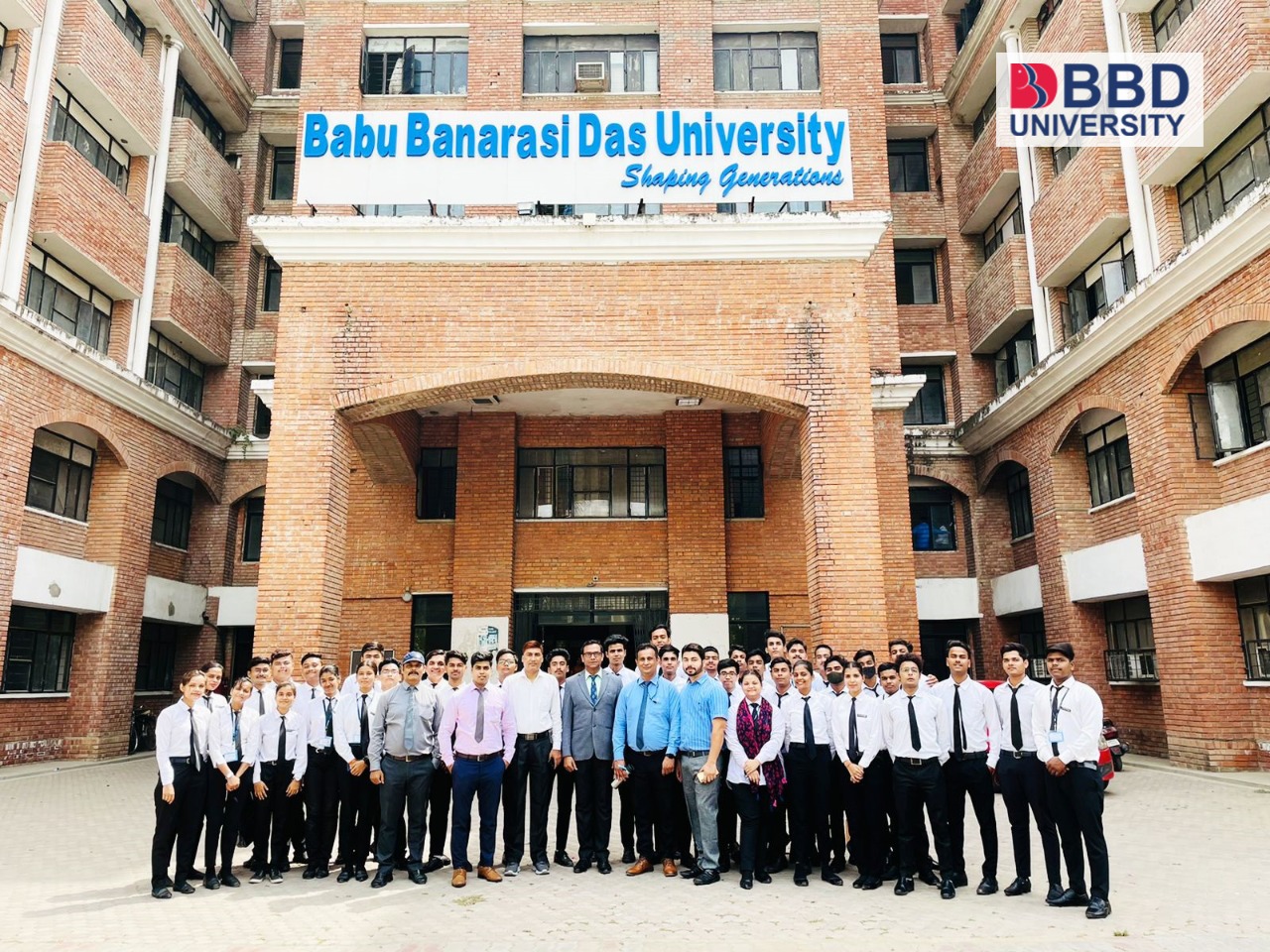 d University School Of Hotel Management d University Organized An Industrial Visit Of 1st Year Bhmct Students In Hotel Renaissance By Marriott Lucknow On 05 22 Students Became More Aware Of d University School Of Hotel Management d University Organized An Industrial Visit Of 1st Year Bhmct Students In Hotel Renaissance By Marriott Lucknow On 05 22 Students Became More Aware Of