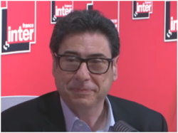 cafepedagogique's tweet photo. SES : L'aveu ? : Quand l'auteur des programmes de SES avoue qu'ils ont pour objectif de combattre Mélenchon... https://t.co/uqcstTXCCV https://t.co/l2XoBaDuB5