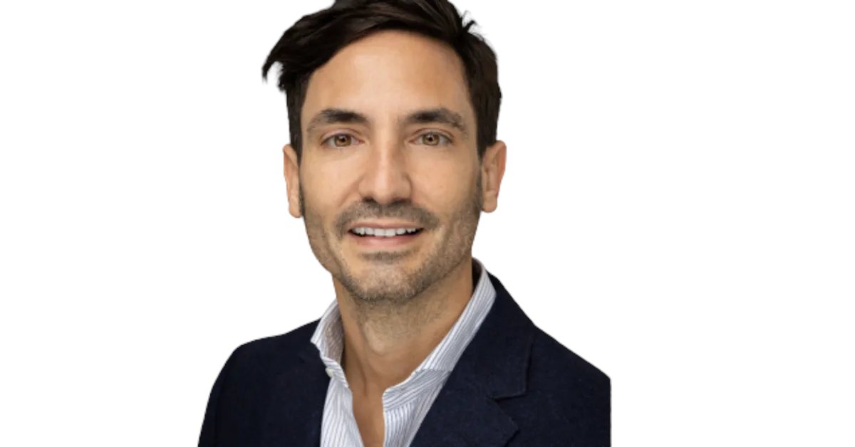 ⛓ The use of blockchain to store healthcare candidate information gives employers a trustworthy, decentralized location to check and verify the information provided by an applicant. 👉 Read more:  buff.ly/3wITKSE
#TrueProfileIO #WorkAbroad #BlockChain