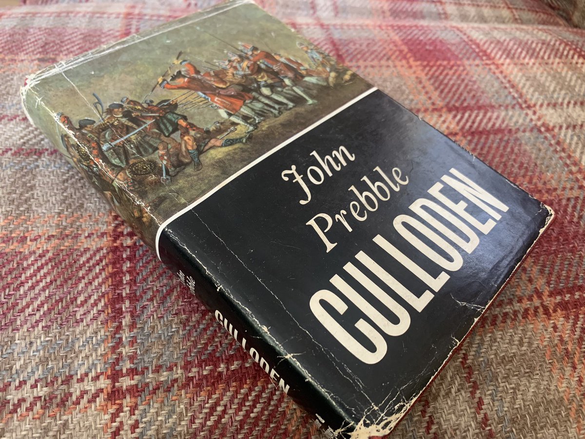 MelanieHewitt61's tweet photo. Another piece of loveliness from Lizzie’s Graduation last week - this time from @blackwelloxford Their #AboutBlanks range of notebooks made from the recycled covers of vintage books is terrific. A beautiful idea. This time I found another favourite book I’d read. Love these❤️ https://t.co/Fwn69MR4LE