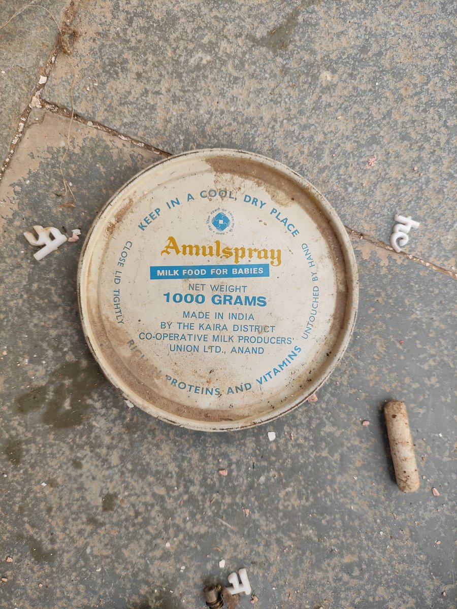sandeep23295's tweet photo. Came across Amulspray from my grandfather's things. He keeps all kinds of antiques. Surprised to find this in his things. #amulindia @Amul_Coop are we still making this?
#amulthetasteofindia #amulgoodness #Amul https://t.co/pmzzQRBBxC