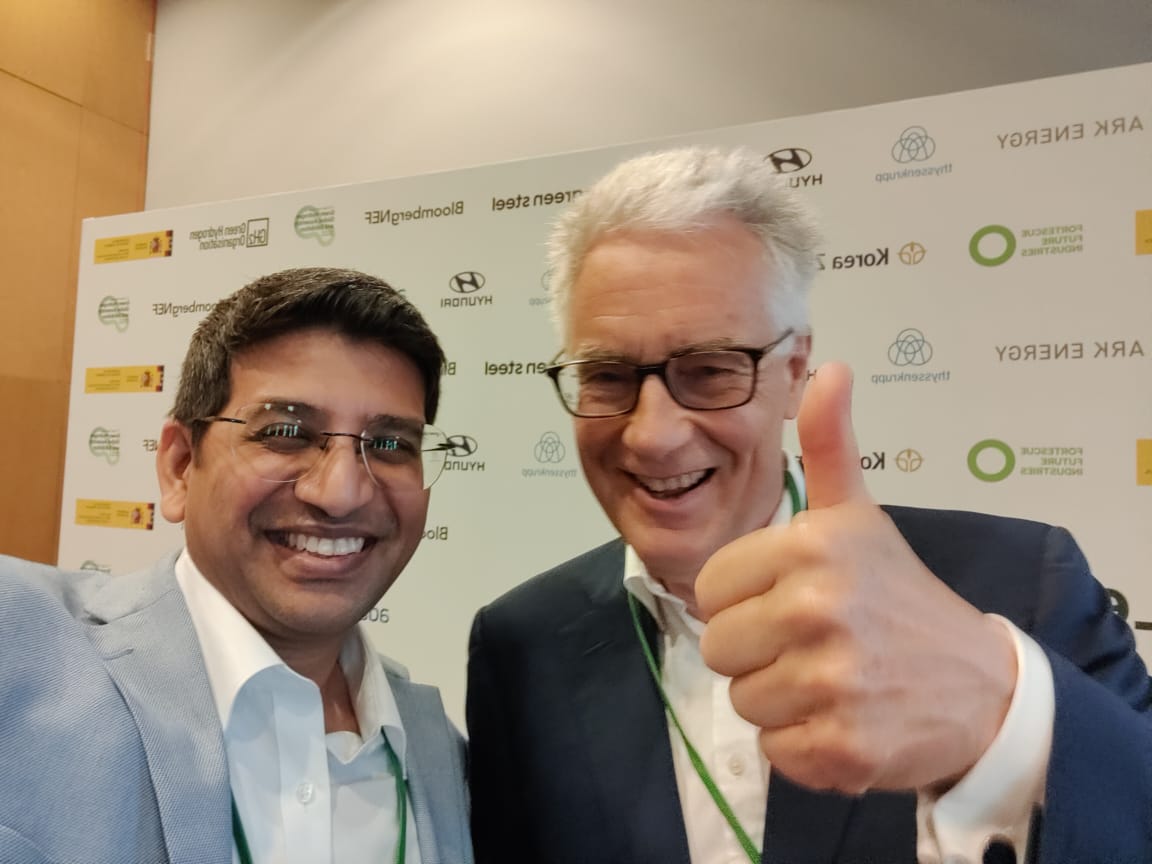O2Power_India's tweet photo. 1/3
@PeeyushMohit, our Founder-COO, participated in the Green Hydrogen Global Assembly & Exhibition organised by @gh2org in #Barcelona on 17-18 May 2022.
Read details: https://t.co/yLWb6jlu4t
#GH2Assembly #GreenHydrogen #renewablehydrogen #renewableenergy #renewableenergy https://t.co/77NLJExhc7