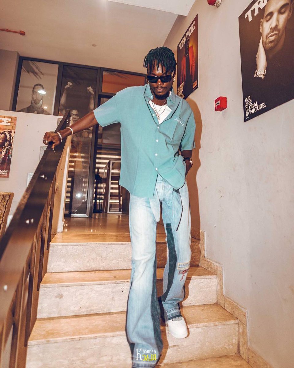 CoolFMNigeria's tweet photo. Playing - @Camidoh ft @darkovibes #ForMyLover
The #BreakfastShow with
@Mannieessien & @MahoganySilver_
#GMNS #WakeUpVibes https://t.co/YXEeenJUTr