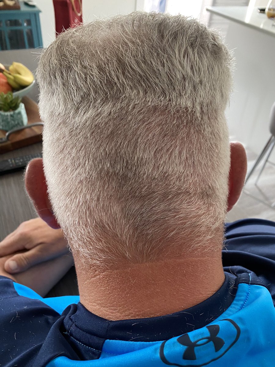 The Kim Jong-un look for only $25 at <a href="/FirstChoiceHair/">FCH</a> in Cole Harbour. Had to come home and buzz it all off. How’s your Monday. Thanks but no thanks First Choice. #badhairday #justanothermanicmonday #tellmewhyIdontlikemondays