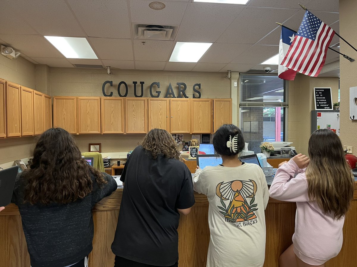 ashleyhann5th's tweet photo. Math Scavenger Hunt around the school today!! #ThisIsCNE #CNEReunited https://t.co/bx5PgoQQFE