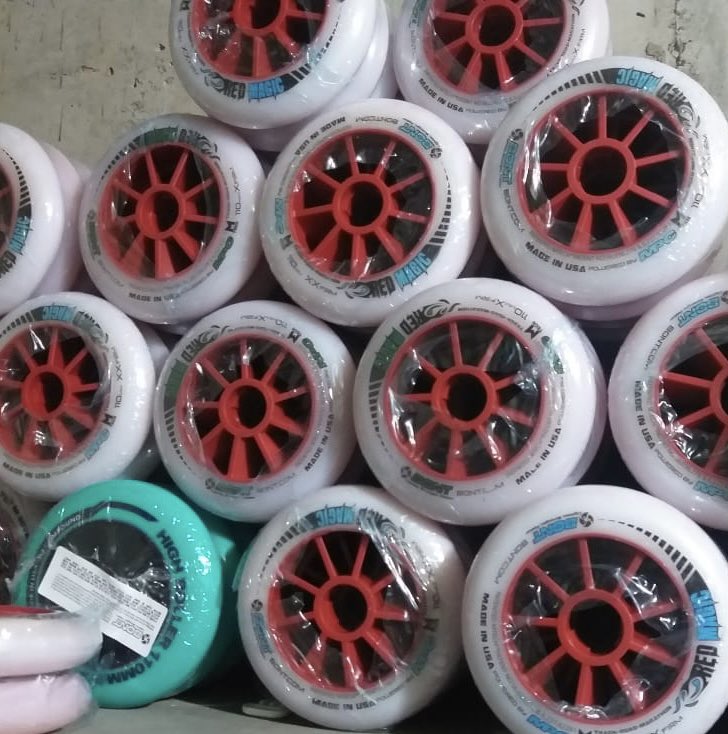 BONT ♥️ RED MAGIC

#bont #bontsuramerica #bontskates #inlinespeedskating  #lighterstrongerfaster #patinajedevelocidad #patinajedecarreras #bontboots #bontvaypor #bontframes #bontbearings #bonthighroller #highrollerwheels #avengerwheels #bontskatelaces