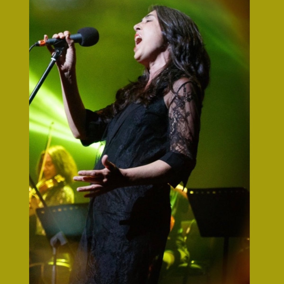 Muy pronto se vienen canciones nuevas 🎶 
Mientras tanto lxs invito que se pasen a escuchar “ Mi Jardín Vivo” en <a href="/YouTube/">YouTube</a> Entrando acá 👉🏻 y además se pueden suscribir al canal para recibir las buenas nuevas. m.youtube.com/watch?v=7zqpXW…
 
💚 
Ph: Cris Rego #musica #sandracorizzo